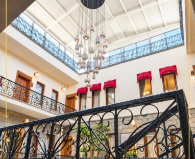 Blackhan-Palace-Hotel11.54.45 (3)